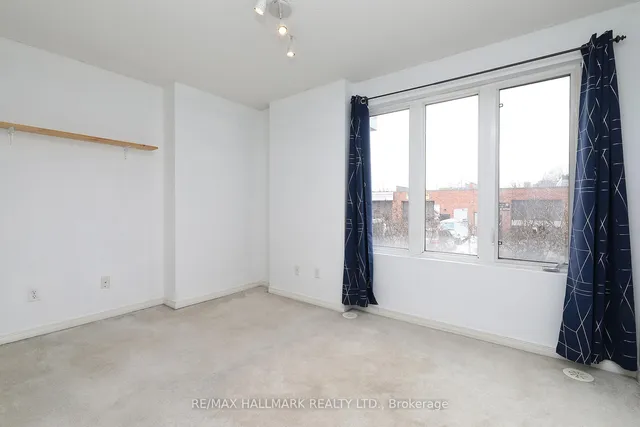 Additional image 10 of 11 Ruttan St Unit TH 128