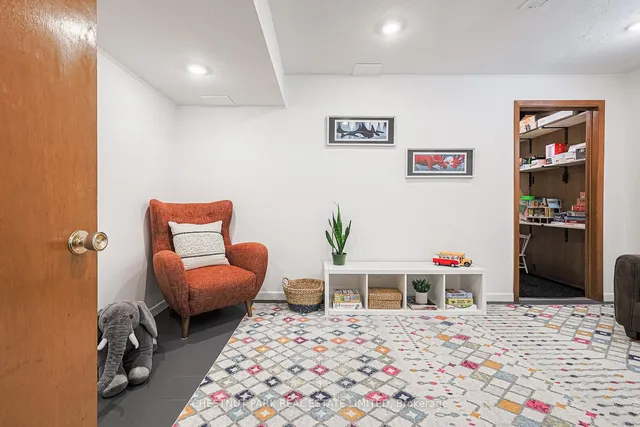 Additional image 30 of 142 Virginia Ave