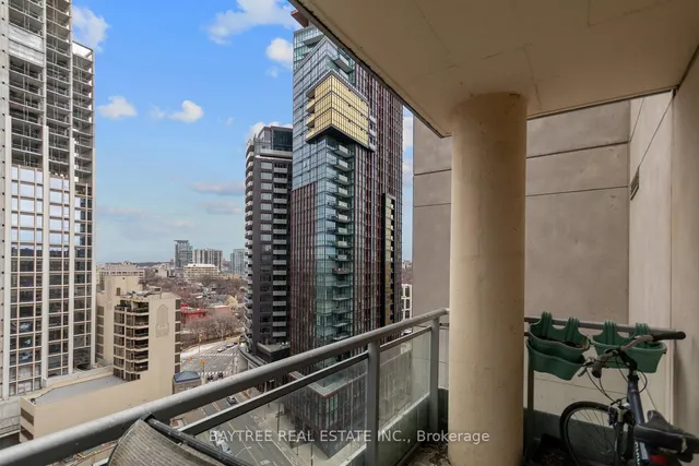 Additional image 24 of 8 Scollard St Unit 1408