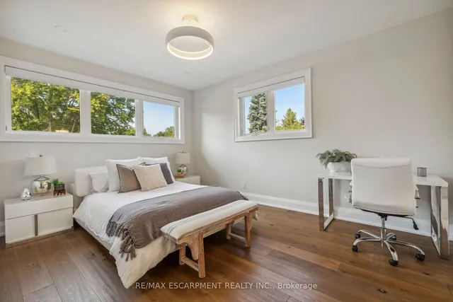 Additional image 28 of 60 Garden Ave