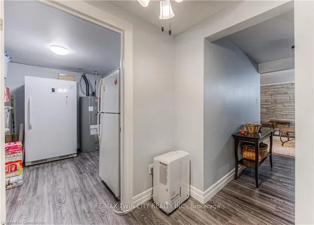 Additional image 29 of 26 Cedarhill Cres