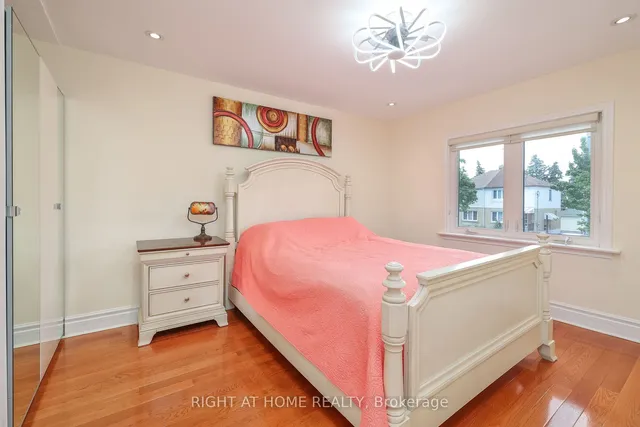 Additional image 16 of 35 Dayton Ave