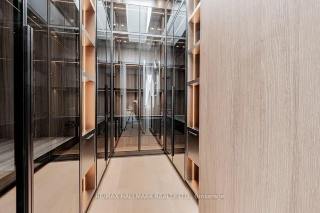 Additional image 16 of 37 Rowley Ave