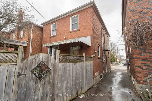 Additional image 41 of 21 Marlee Ave