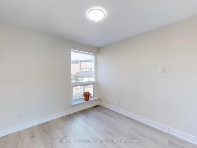 Additional image 19 of 244 John Garland Blvd Unit 38