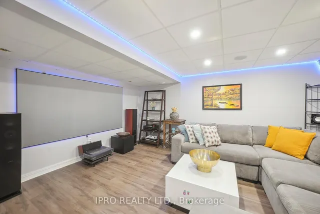 Additional image 31 of 49 Monza Dr