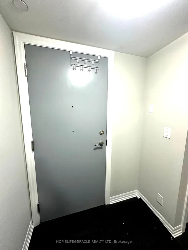 Additional image 4 of 80 Esther Lorrie Dr Unit 1006