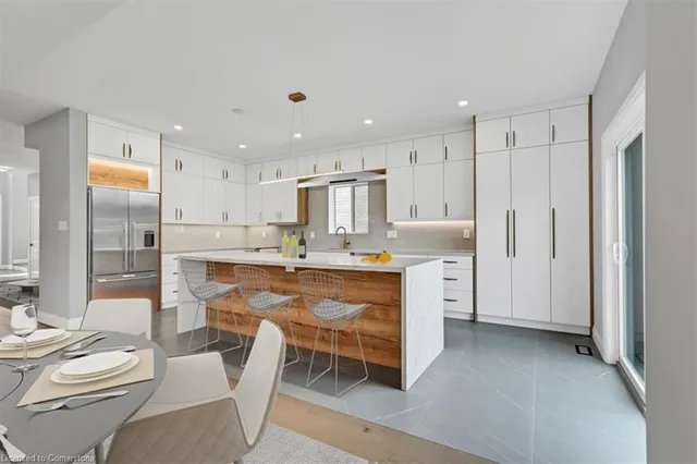 Additional image 46 of 382 B Southcote Rd