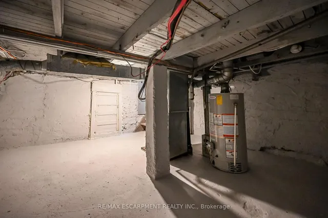 Additional image 26 of 20 Mayflower Ave