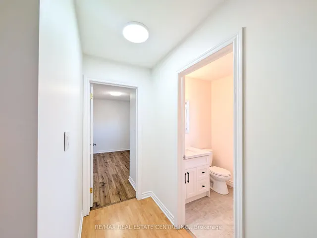 Additional image 10 of 187 DAIMLER Dr