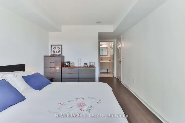 Additional image 10 of 15 Michael Power Pl Unit 203