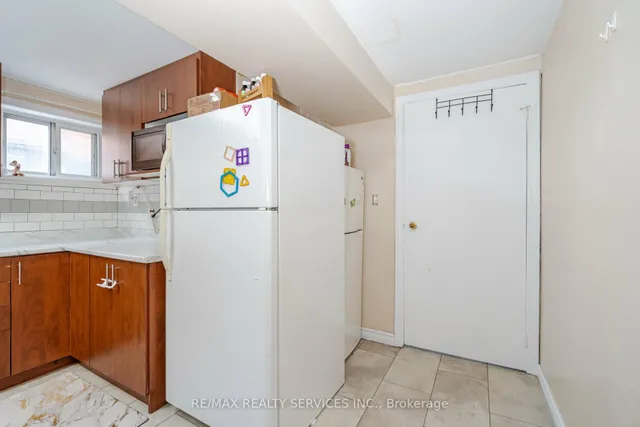 Additional image 27 of 3779 Keenan Cres