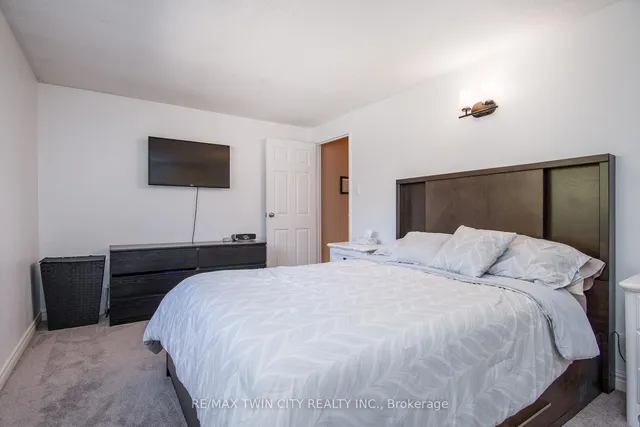 Additional image 31 of 634 Strasburg Rd Unit 32