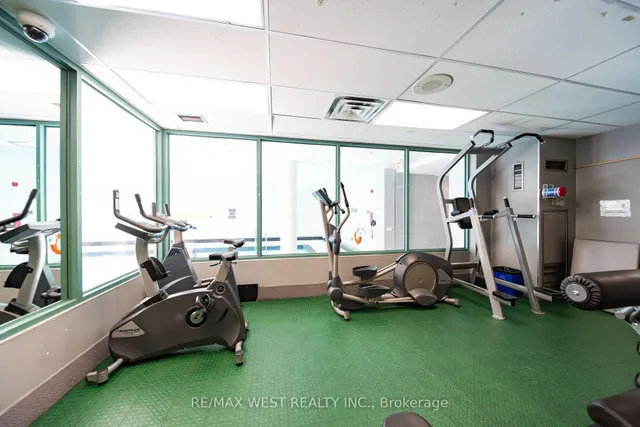 Additional image 21 of 101 Subway Cres Unit PH302