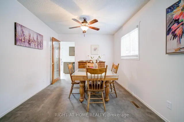 Additional image 12 of 134 Dumfries Ave