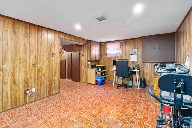 Additional image 28 of 6939 Justine Dr