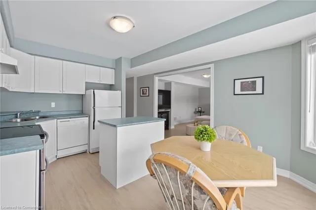 Additional image 33 of 46 Pentland Rd