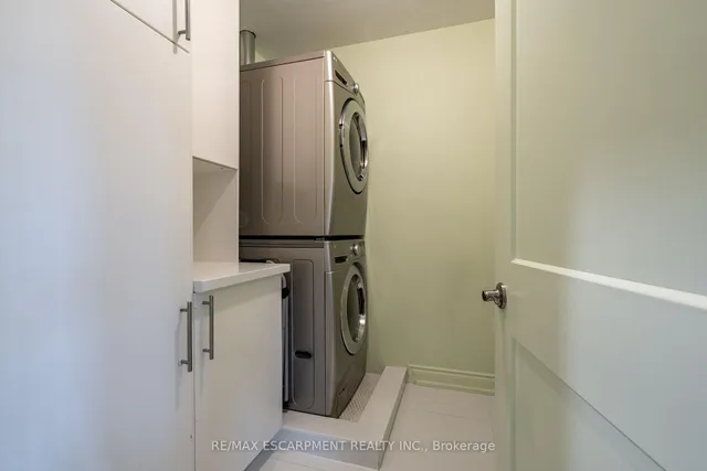 Additional image 17 of 91 Edgewater Dr