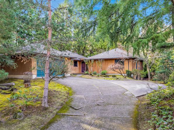 10533 SW 14th Dr, Portland, OR 97219