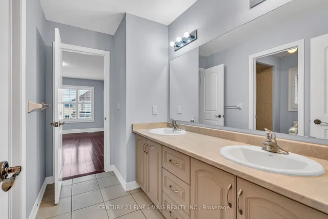 Additional image 33 of 80 Hanbury Cres