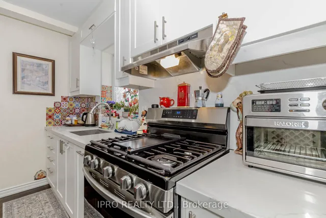 Additional image 18 of 41 McCaul St