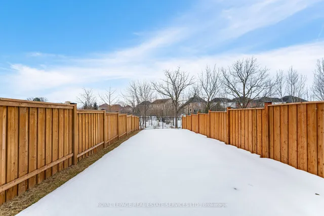 Additional image 37 of 29 Bradley Ave