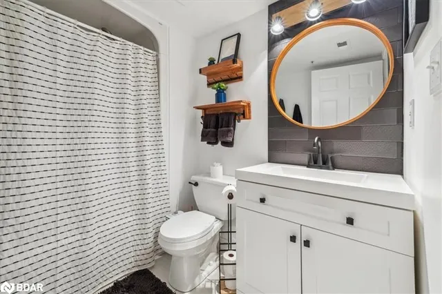 Additional image 8 of 2055 Appleby Line Line Unit 306