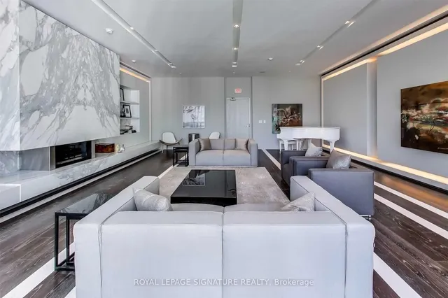 Additional image 38 of 8 Charlotte St Unit 2006