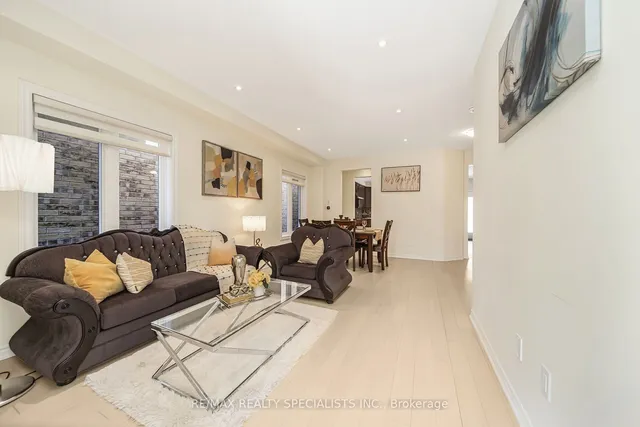 Additional image 7 of 10 Loomis Rd