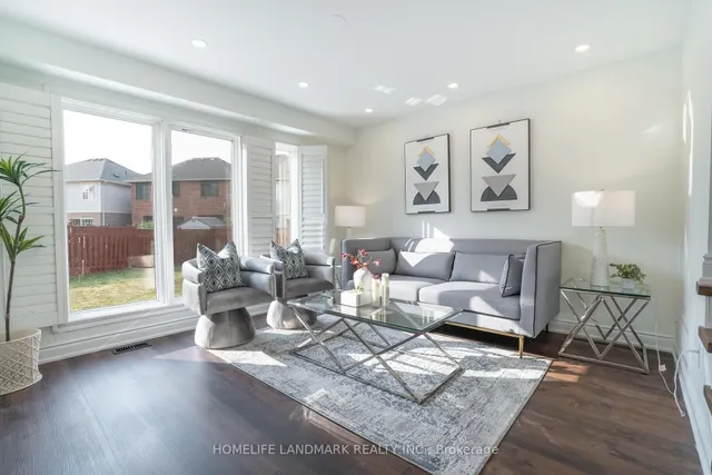 Additional image 9 of 36 Frontenac Cres