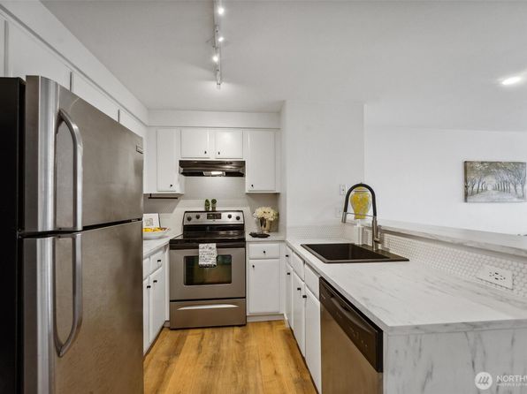 9200 Greenwood Avenue N UNIT A206, Seattle, WA 98103