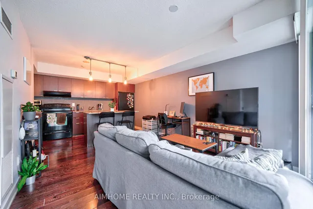 Additional image 17 of 110 Charles St Unit 401