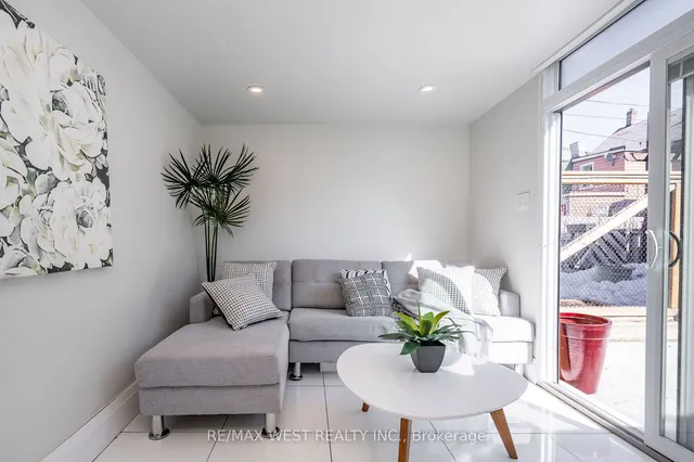 Additional image 11 of 540 Dufferin St