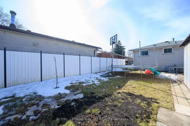 Additional image 37 of 42 Warwick Rd