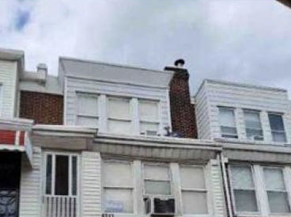 6717 Dorel St, Philadelphia, PA 19142