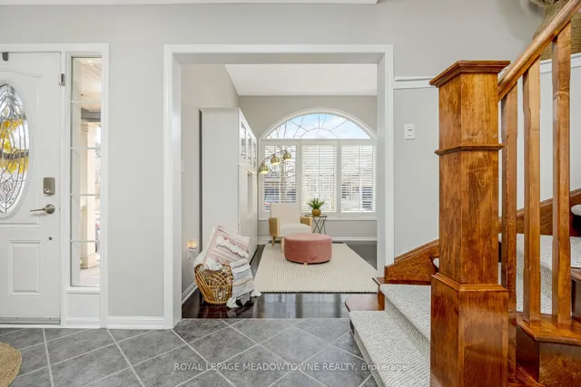 Additional image 6 of 792 Rayner Crt