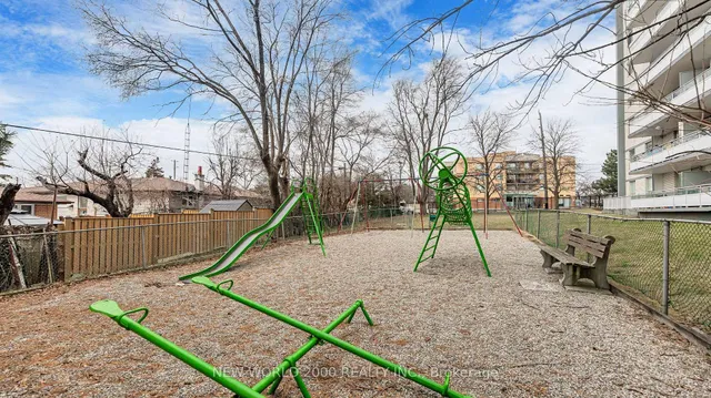 Additional image 13 of 3460 Keele St Unit 505