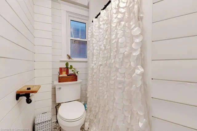 Additional image 14 of 64 Graham Ave