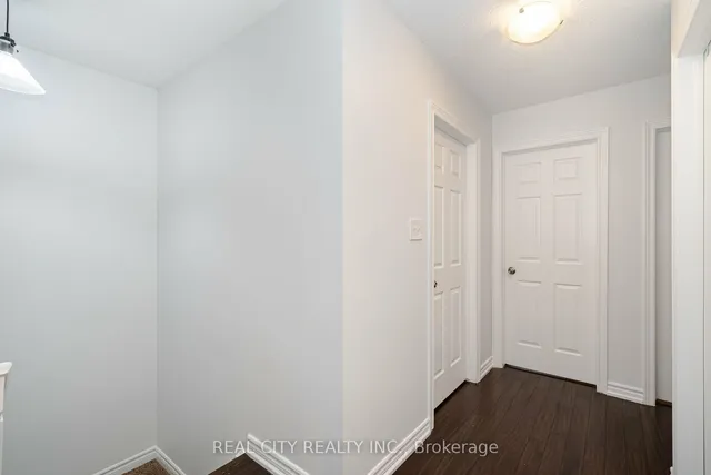 Additional image 19 of 11 Vennio Lane