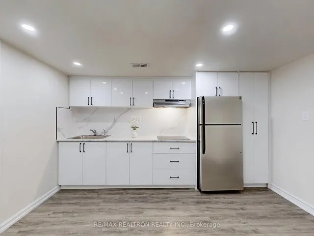 Additional image 41 of 33 Angus Dr