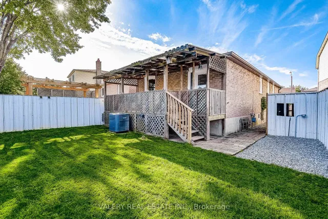 Additional image 34 of 26 Garden Cres