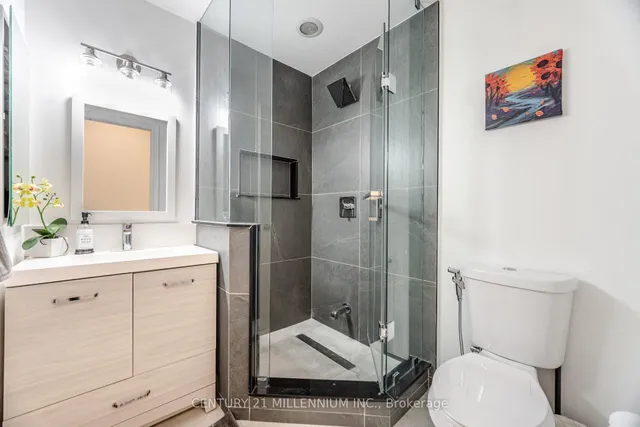 Additional image 9 of 5233 Dundas St Unit 118