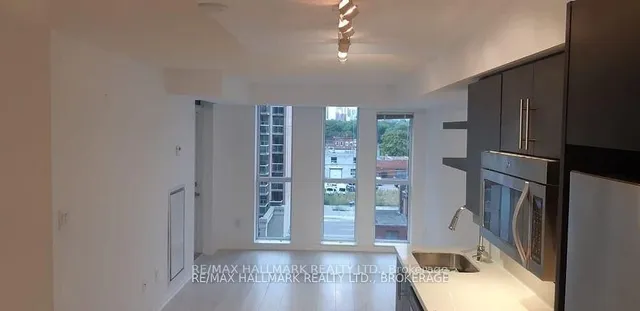 Additional image 4 of 400 Adelaide St Unit 815