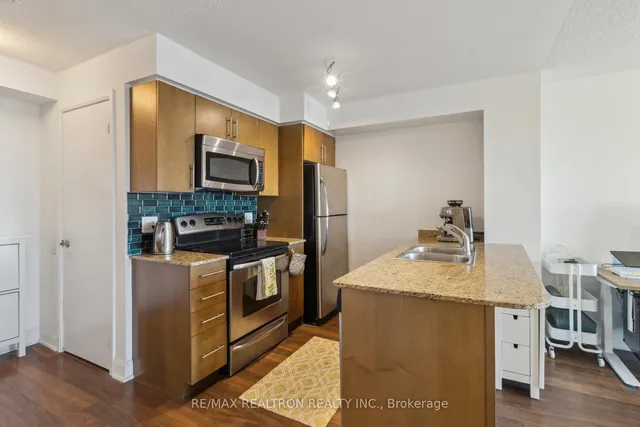 Additional image 42 of 2191 Yonge St Unit 2807