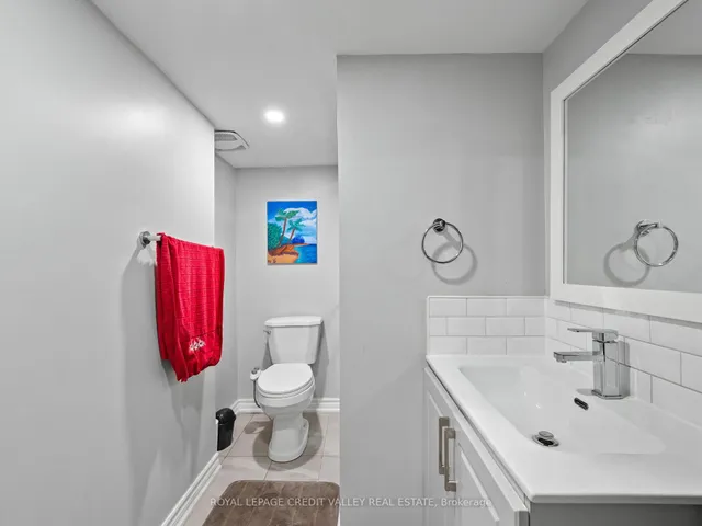 Additional image 48 of 425 Veterans Dr