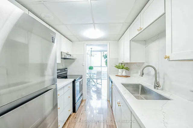 Additional image 22 of 3650 Kaneff Cres Unit 908