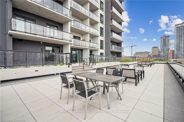 Additional image 12 of 15 Queen St Unit 513