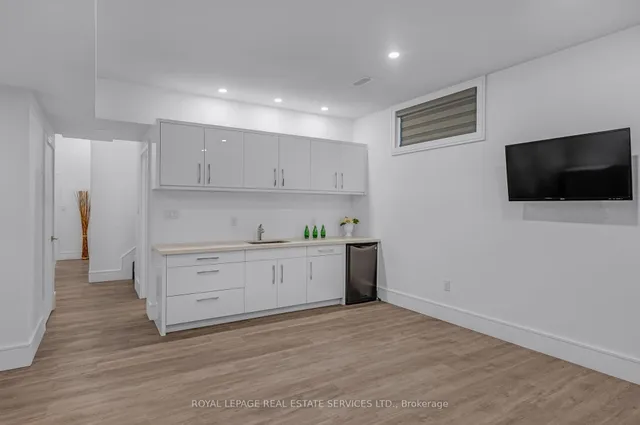 Additional image 43 of 8 Branch Ave