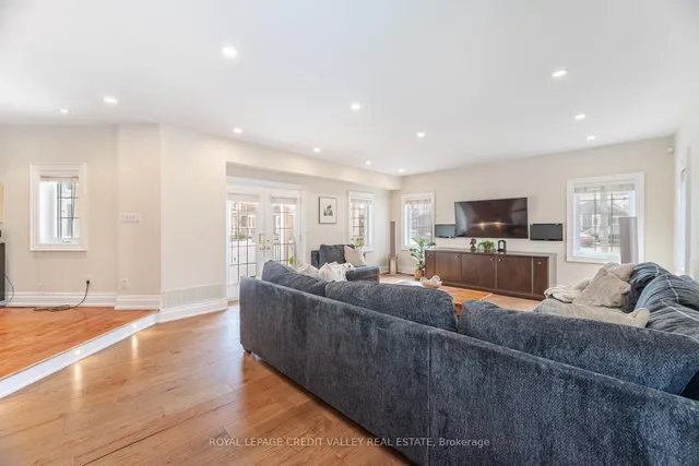 Additional image 12 of 20 Fleming Ave