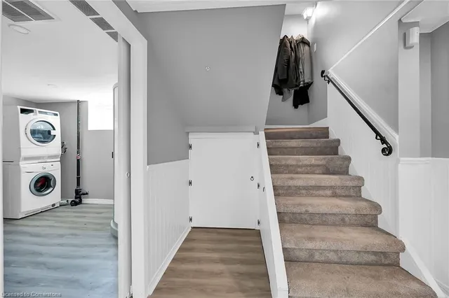 Additional image 48 of 125 Erin Ave